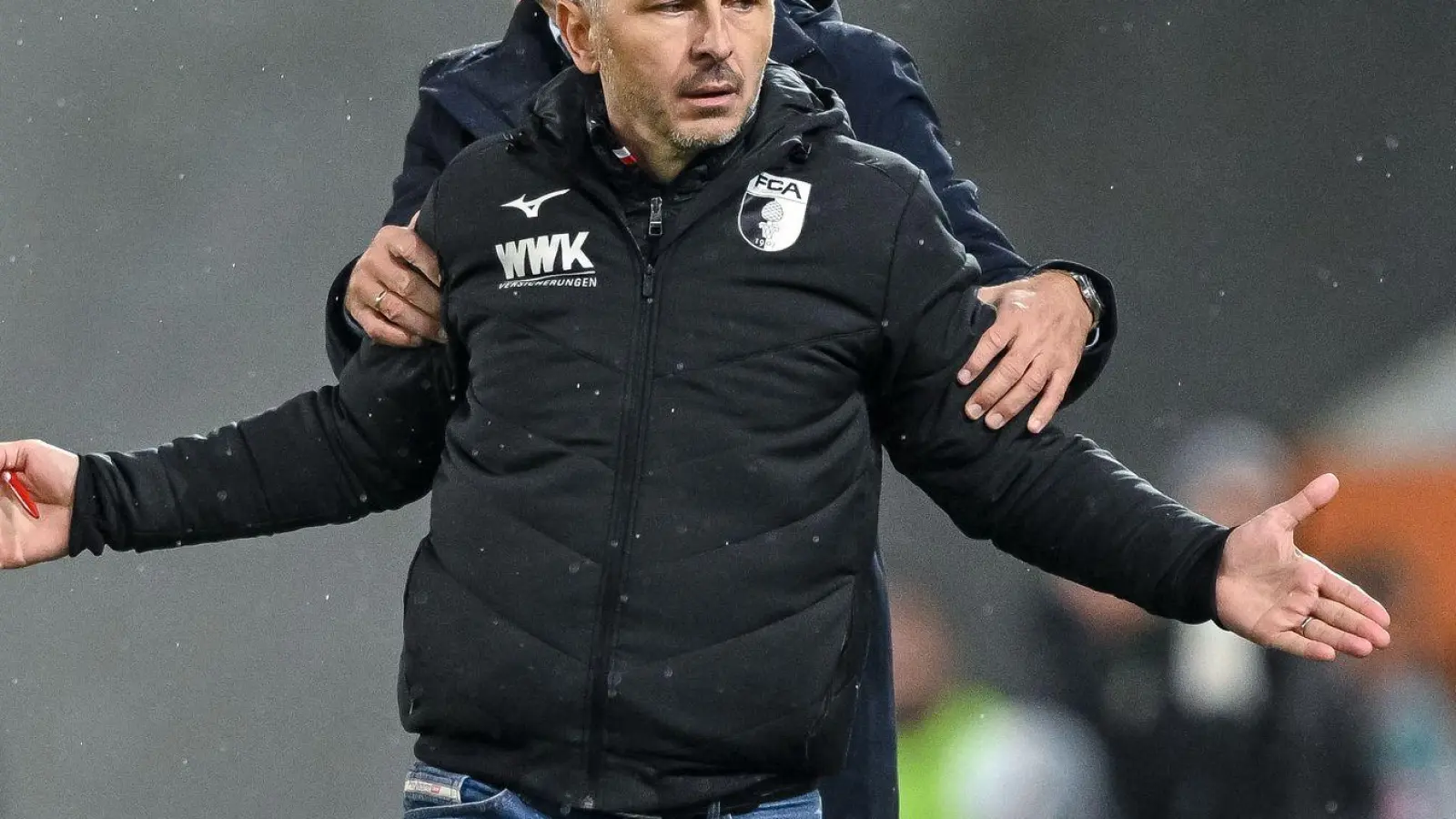 Marinko Jurendic kritisiert das Urteil im Berliner Skandalspiel. (Foto: Harry Langer/dpa)