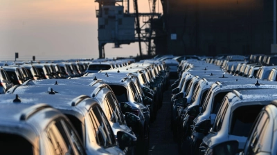 Das Mercosur-Abkommen soll unter anderem Autoherstellern bessere Exportchancen ermöglichen. (Archivbild) (Foto: Lars Penning/dpa)