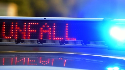 Ein medizinischer Notfall ist ersten Erkenntnissen zufolge die Ursache für den Unfall. (Symbolbild) (Foto: Stefan Puchner/dpa)