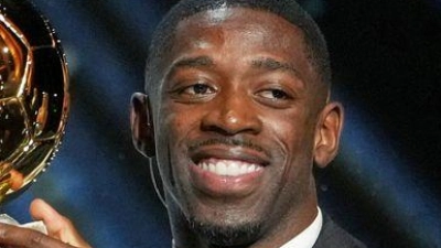 Hatte schon den Ballon d'Or gewonnen: Ousmane Dembélé. (Archivbild) (Foto: Thibault Camus/AP/dpa)