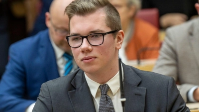 Halemba weist die Vorwürfe gegen sich zurück und geht von einem Freispruch aus. (Archivbild) (Foto: Peter Kneffel/dpa)