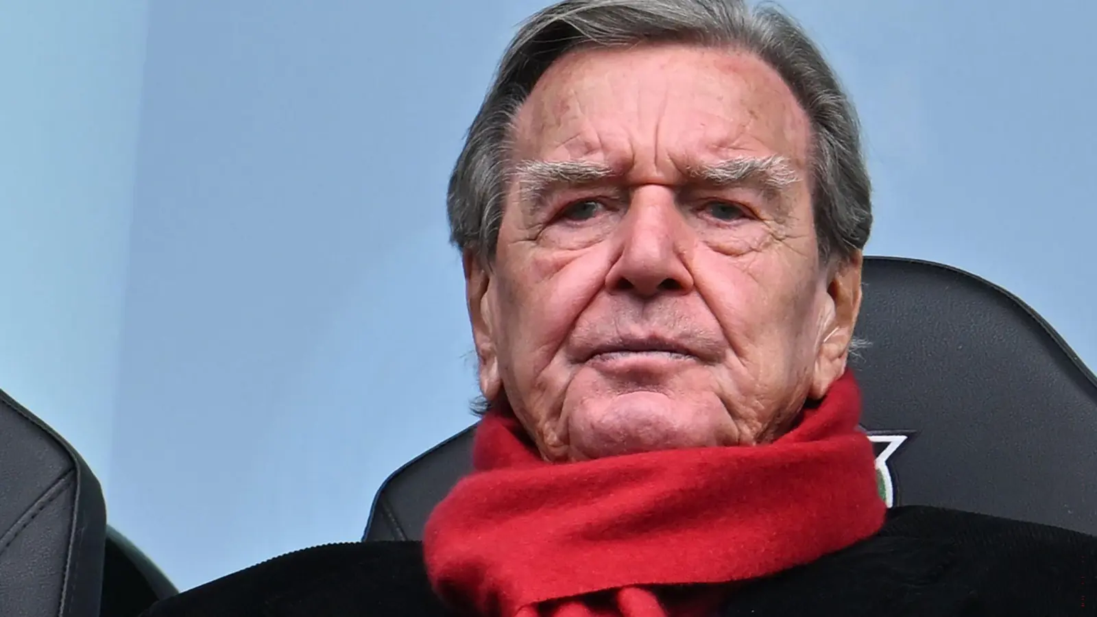 Enge Kontakte nach Moskau: Gerhard Schröder. (Archivbild) (Foto: Swen Pförtner/dpa)