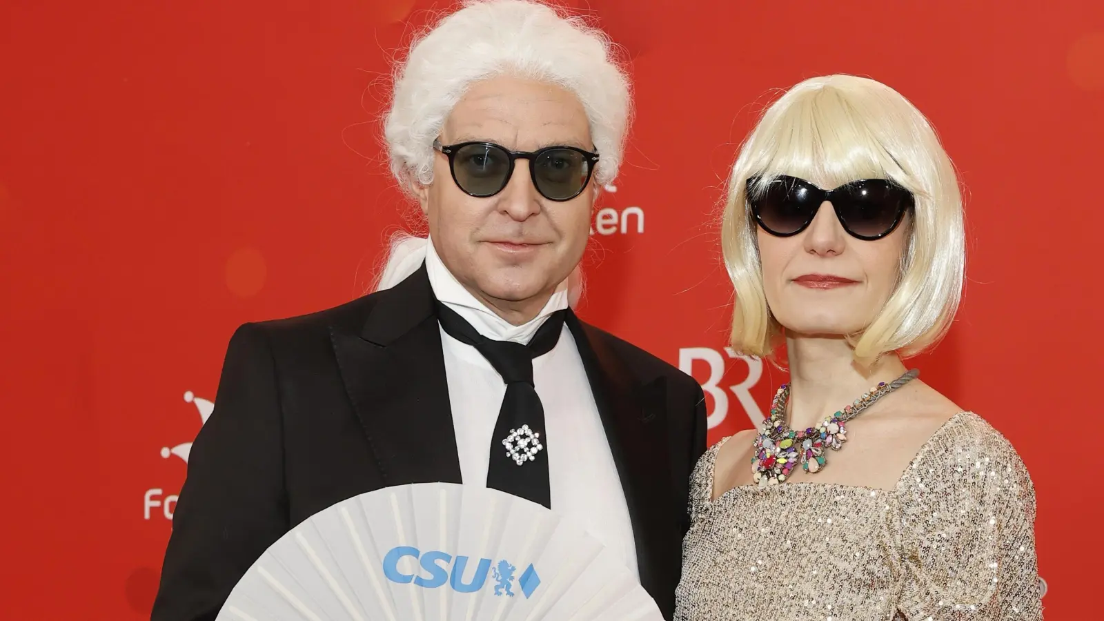 Als Modezar Karl Lagerfeld in Veitshöchheim: CSU-Generalsekretär Martin Huber mit Ehefrau Katrin als Modejournalistin Anna Wintour. (Foto: Reinhard Zichy)