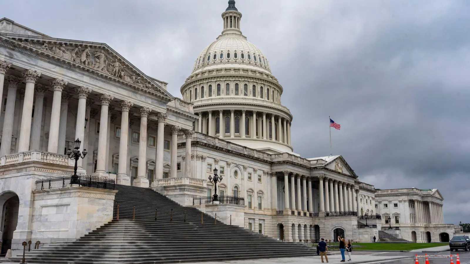 Kommt es tatsächlich zum „Shutdown“ in den USA? (Archivfoto) (Foto: J. Scott Applewhite/AP/dpa)