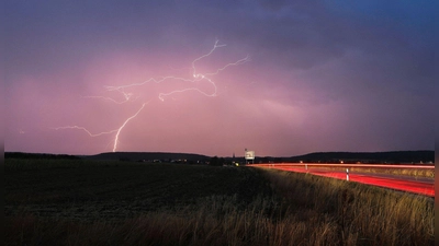Besonders im Süden und Südosten Deutschlands besteht Unwettergefahr. (Archivbild) (Foto: Alexander Wolf/onw-images/dpa)