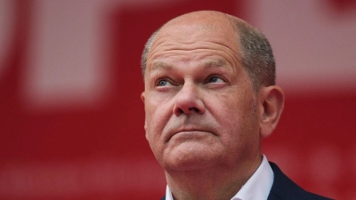 Bundeskanzler Olaf Scholz richtet sich in einer Video-Botschaft an die Bürgerinnen und Bürger. (Foto: Sebastian Willnow/dpa)