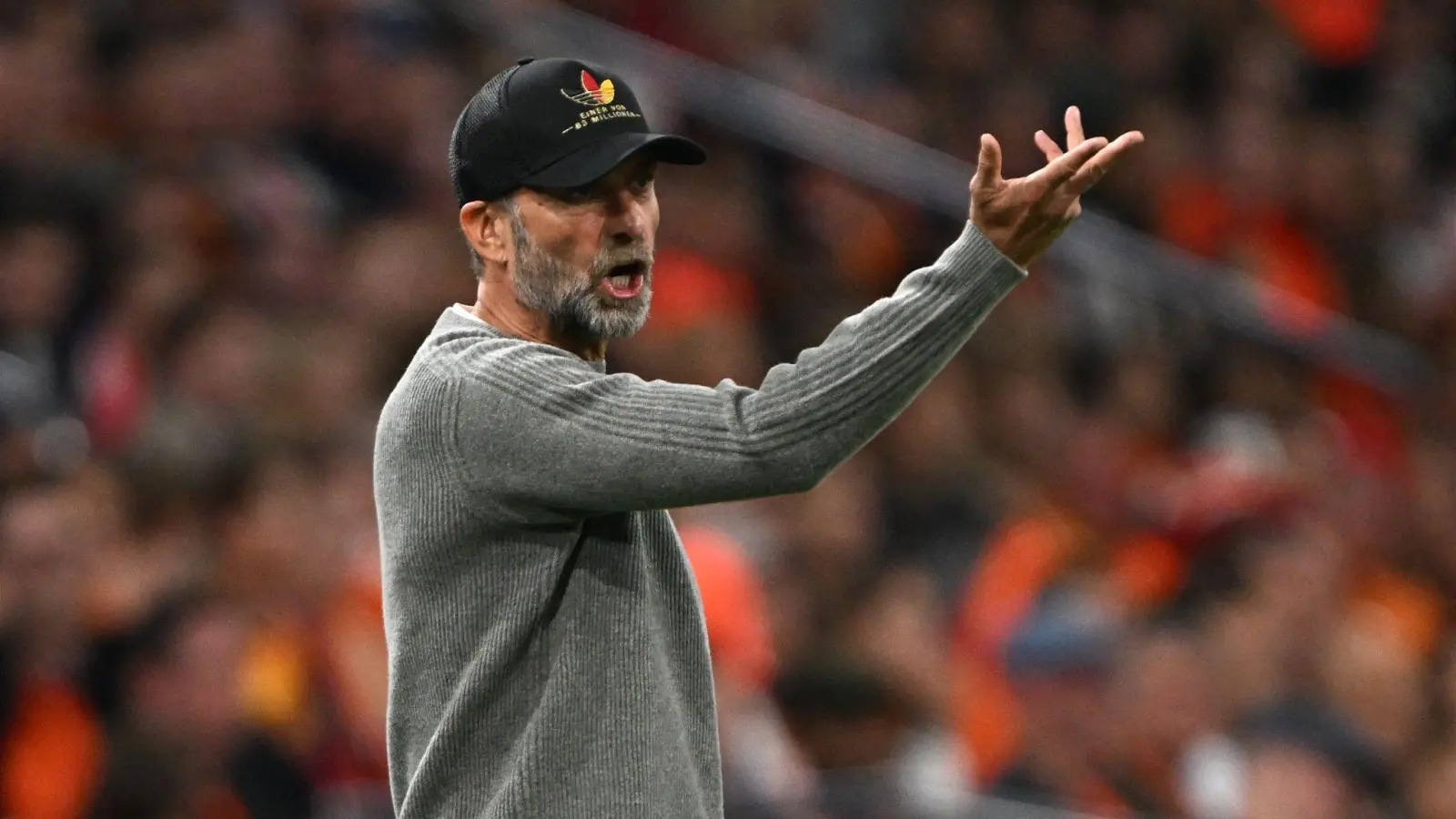 Jürgen Klopp reist erst am Spieltag mit der DFB-Elf zur Partie gegen Griechenland nach Augsburg.  (Foto: Federico Gambarini/dpa)