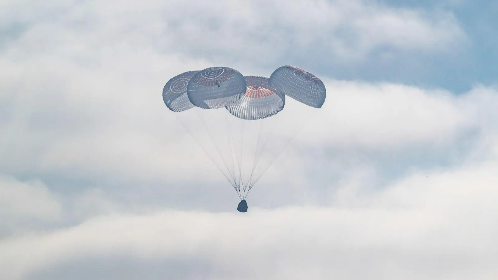 Die „Crew 12“ ist zurück auf der Erde.  (Foto: Keegan Barber/NASA/AP/dpa)