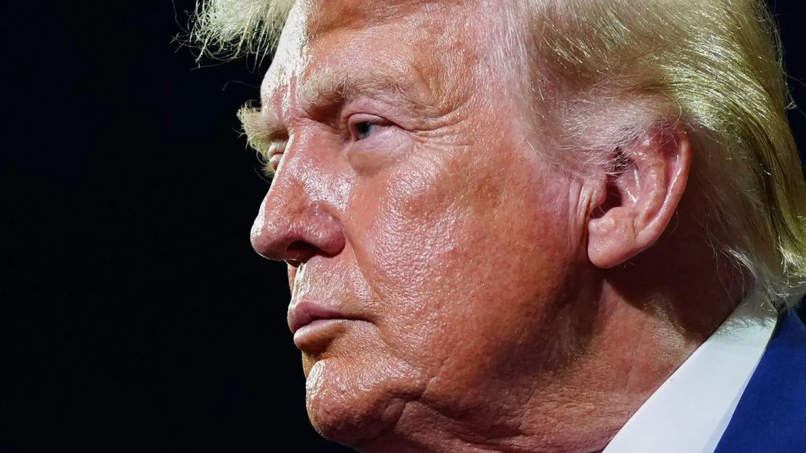 Trumps Fokus liegt aktuell vor allem auf dem eigenen Krieg gegen den Iran. (Archivbild) (Foto: Julia Demaree Nikhinson/AP/dpa)