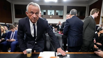  Robert F. Kennedy Jr. wird Gesundheitsminister in der Regierung von US-Präsident Donald Trump. (Archivbild) (Foto: Ben Curtis/AP/dpa)