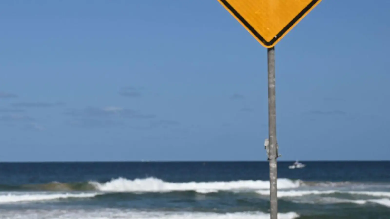 Die Strände in der Region wurden zunächst gesperrt. (Symbolbild) (Foto: Dean Lewins/AAP/dpa)