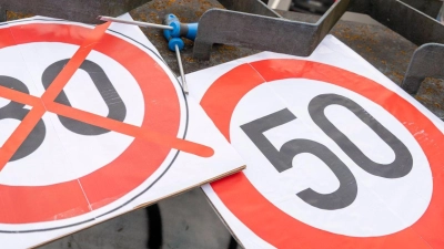 Auf der Landshuter Alle in München gilt nun wieder Tempo 50.  (Foto: Peter Kneffel/dpa)