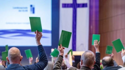 Bei der Landessynode der Evangelisch-Lutherischen Kirche in Bayern wird über mehrere Themenvorlagen abgestimmt. (Foto: Armin Weigel/dpa)