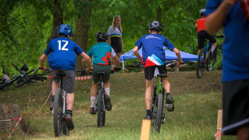 Volle Konzentration auf dem Rundkurs: 31 Teams kämpften im Bärenloch in Herrieden um den Titel. (Foto: René Chlopotowski)