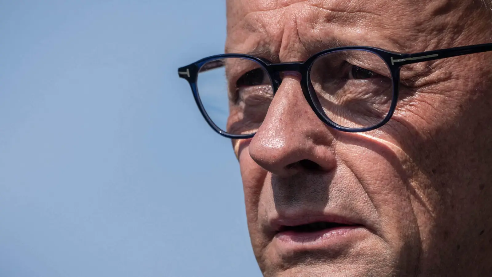 Der Kanzler findet klare Worte zu den Spekulationen über einen möglichen Kanzlertausch. (Foto: Michael Kappeler/dpa)