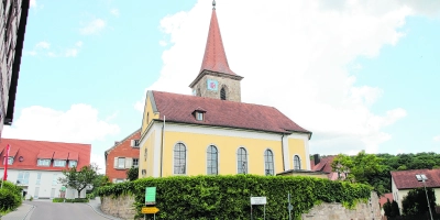 Die Jakobskirche steht in der Ortsmitte von Weihenzell und lädt zum Innehalten ein. (Foto: Alexander Biernoth)