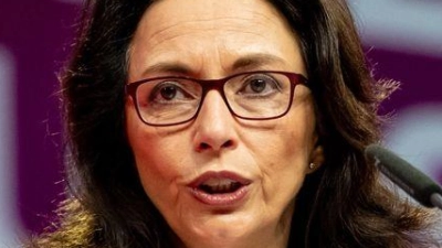 Fahimi sprach sich dafür aus, auch Privatversicherte an der Finanzierung der Krankenkosten von Bürgergeldbeziehern zu beteiligen, für die derzeit die gesetzliche Krankenversicherung mit Milliardensummen mit aufkommt. (Foto: Fabian Sommer/dpa)