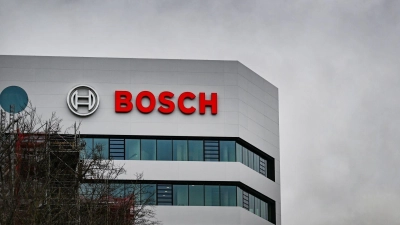 Der Automobilzulieferer Bosch plant in Deutschland einen drastischen Jobabbau. (Archivbild: Bernd Weißbrod/dpa)