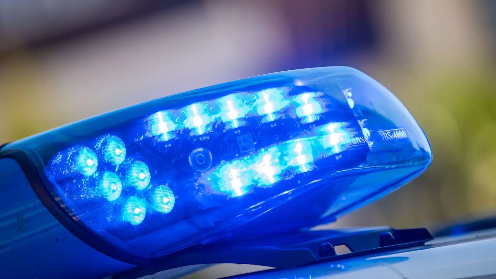 Die Polizei geht von einem Badeunfall aus. (Symbolbild) (Foto: Lino Mirgeler/dpa)