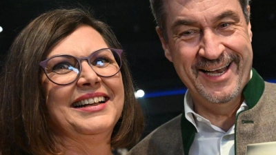 Nicht nur Parteifreunde loben Ilse Aigner für ihre Bürgernähe. (Archivbild)  (Foto: Peter Kneffel/dpa)