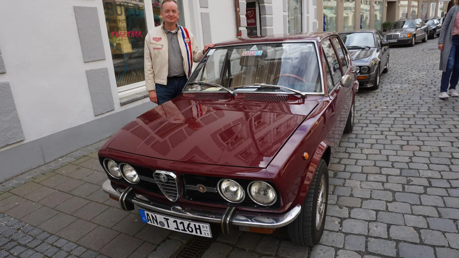 Mit seinem Alfa Romeo Alfetta, Baujahr 1973, fuhr Ansbachs Oberbürgermeister Thomas Deffner auch schon nach Italien. (Foto: Andrea Walke)