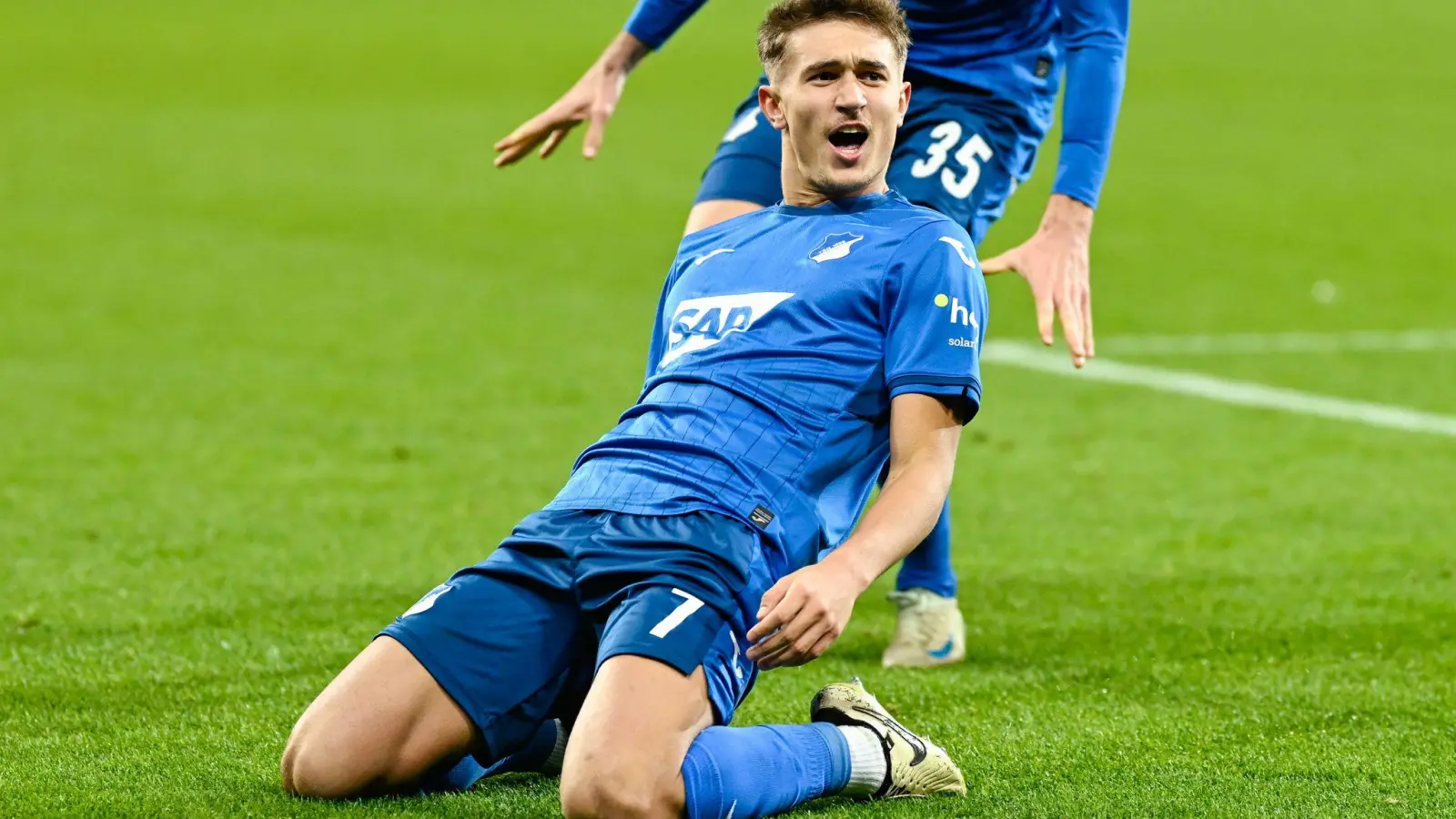 Hoffenheim ist stolz auf Bayern-Wechsel (Foto: Uwe Anspach/dpa)