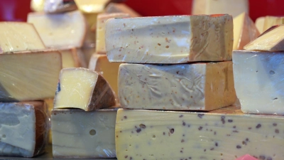 Europäische Käse- und Milchprodukte haben in China einen guten Ruf. (Symbolbild) (Foto: Marcus Brandt/dpa)
