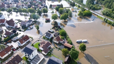 Alleine das Hochwasser in Bayern und Baden-Württemberg im Mai und Juni - hier ein Bild aus Reichertshofen - sorgte für Schäden in Milliardenhöhe. (Archiv) (Foto: Sven Hoppe/dpa)