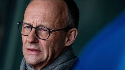 Merz äußert sich aus eigener Anschauungen über die Gesundheit Trumps. Er spricht regelmäßig mit ihm. (Foto: Fabian Sommer/dpa)