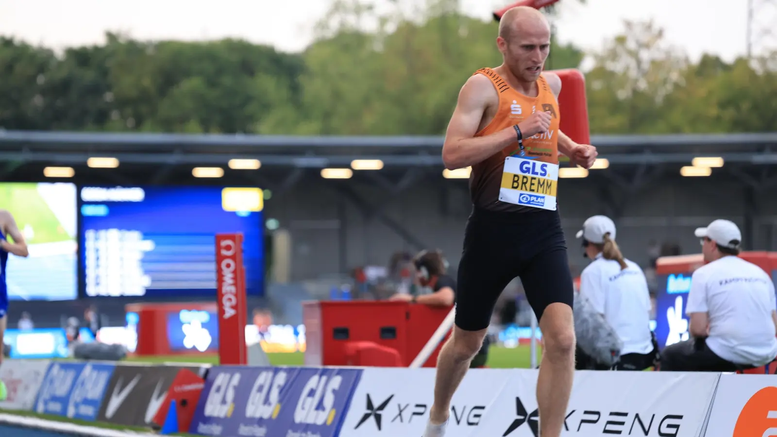 Florian Bremm kurz vor dem Ziel in Wattenscheid. (Foto: Theo Kiefner)