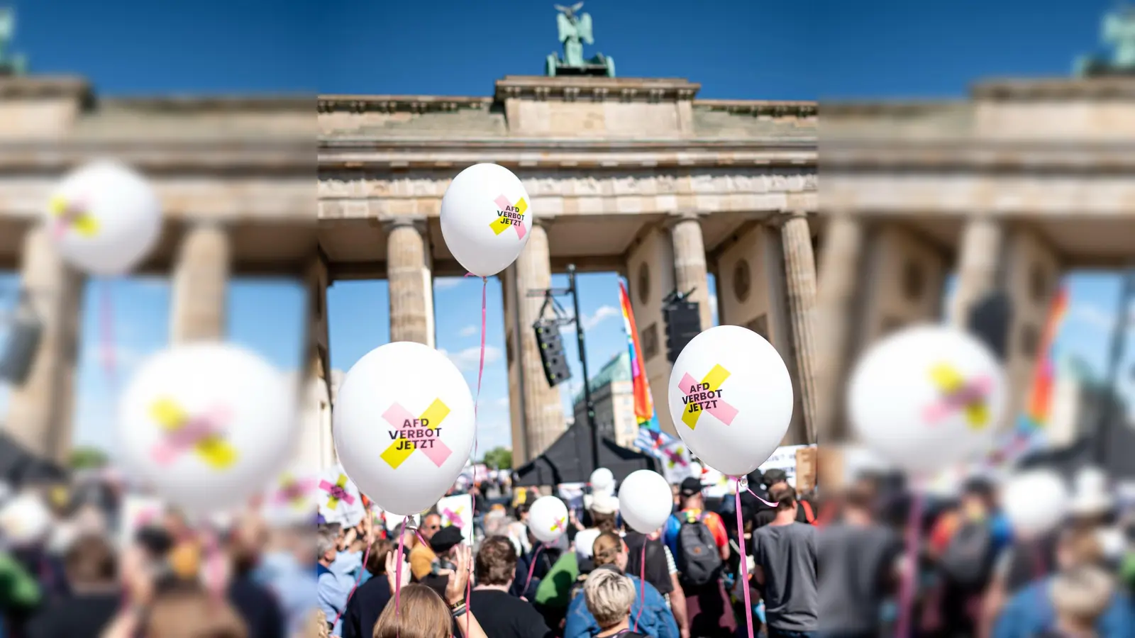 Die zentrale Kundgebung fand in Berlin statt.  (Foto: Fabian Sommer/dpa)