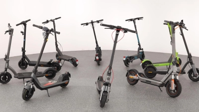 Der ADAC hat zehn aktuelle E-Scooter mit Straßenzulassung getestet - mit positivem Ergebnis. (Foto: ADAC/dpa-tmn)