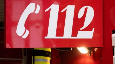 Etliche Einsatzkräfte eilten zum Einsatz. (Symbolbild) (Foto: Niklas Treppner/dpa)
