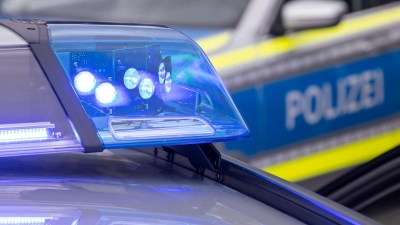 Etwa 20 Polizeistreifen waren laut einem Sprecher bei der Suche im Einsatz. (Symbolbild) (Foto: Daniel Karmann/dpa)