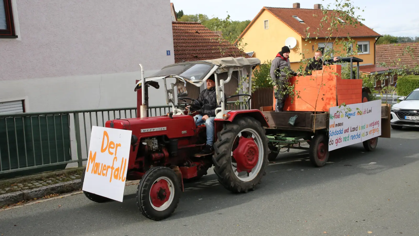 Der beliebte Kirchweihumzug lockt wieder Besucher aus nah und fern. (Foto: Alexander Biernoth)