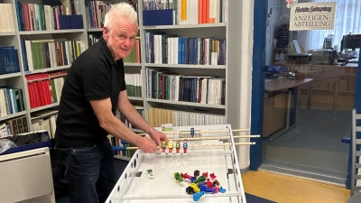 Wolfgang Tykvart hat diesen Interaktionstisch konstruiert. (Foto: Ute Niephaus )
