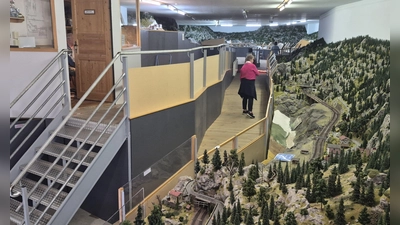 Es gibt viel zu entdecken in dieser Miniaturwelt. Die Ausstellung erstreckt sich über eine Grundfläche von rund 260 Quadratmetern. (Foto: Margit Schwandt)