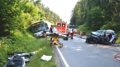 Zwischen Bechhofen und Großenried gab es einen schweren Unfall. (Foto: Peter Tippl)
