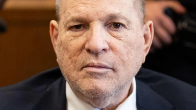 Ein New Yorker Gericht hat im neu aufgerollten Prozess gegen Harvey Weinstein das Strafmaß verkündet. (Archiv)  (Foto: Adam Gray/POOL Bloomberg/AP/dpa)