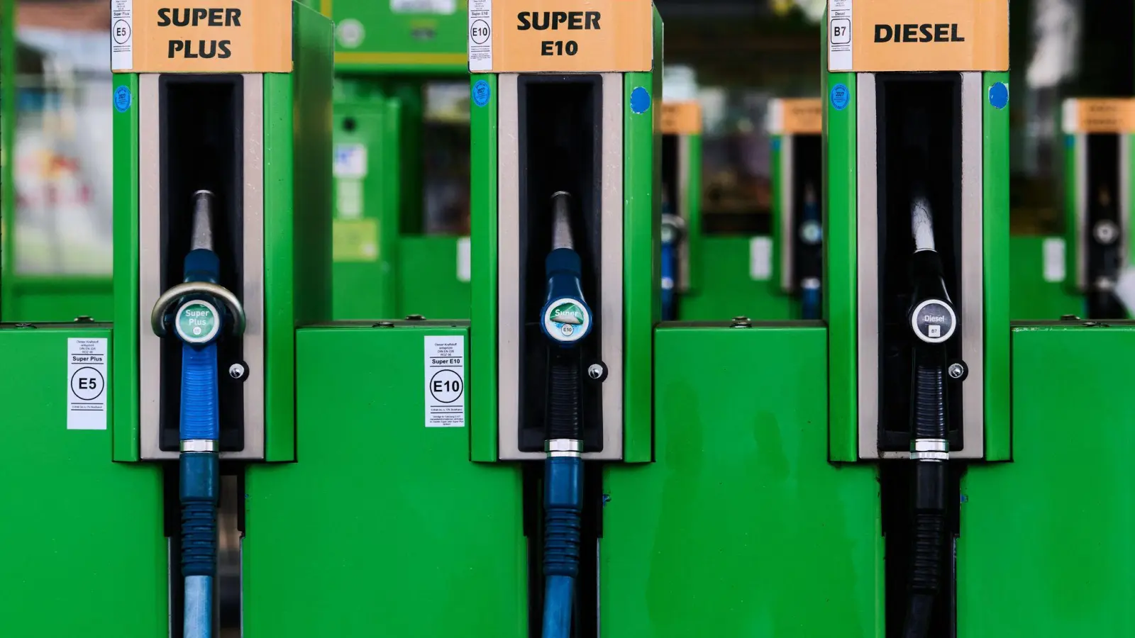 Der Tankrabatt soll kommen, das hat die Bundesregierung beschlossen. (Foto: Robert Michael/dpa)
