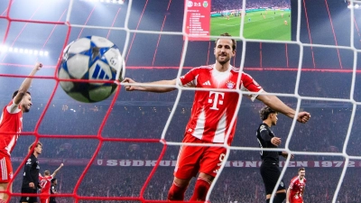 Kane &amp; Co. sind im Achtelfinale klar favorisiert. (Archivbild) (Foto: Tom Weller/dpa)