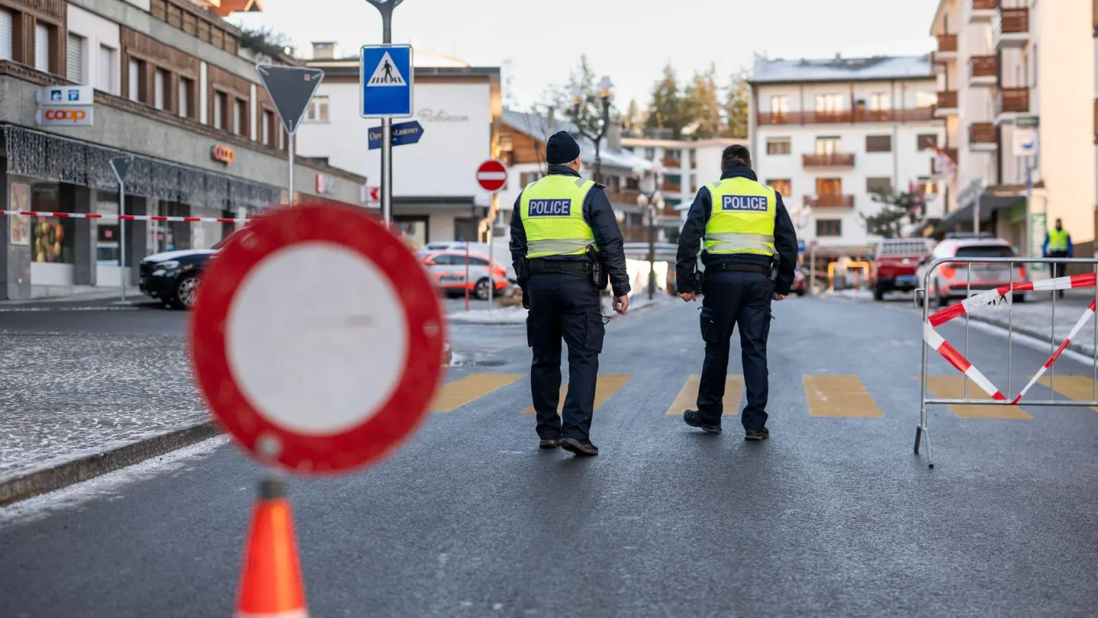 Dutzende Menschen sind bei dem Feuer ums Leben gekommen. (Foto: Alessandro Della Valle/KEYSTONE/dpa)