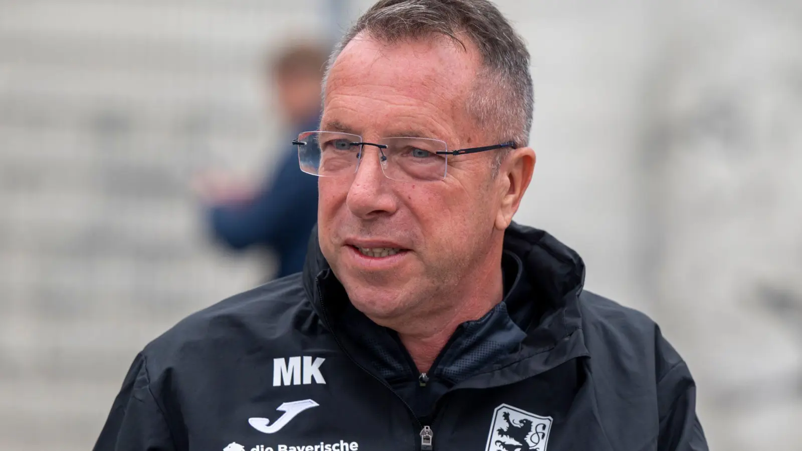 „Es ist noch nicht vorbei.“ 1860-Coach Markus Kauczinski gibt den Kampf um Platz drei nicht auf. (Archivbild) (Foto: Peter Kneffel/dpa)