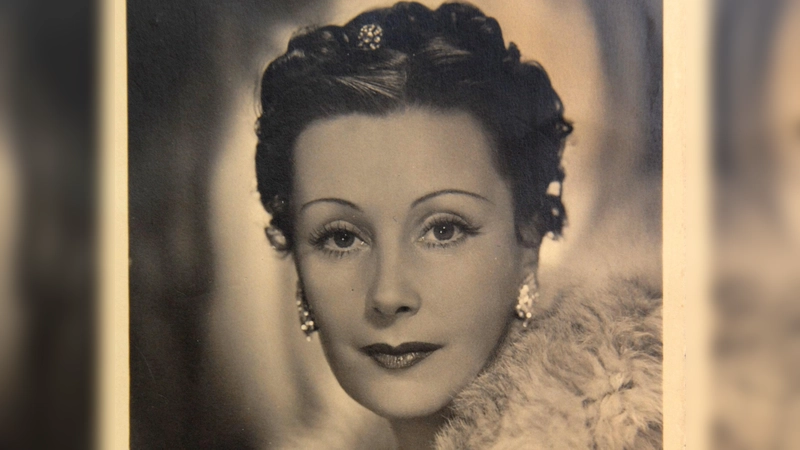 Schon Mitte der 1920er Jahre ist Lil Dagover ein gefeierter Star des Stummfilms. Später wird sie zur gefragten UFA-Darstellerin. (Repro: Jim Albright)