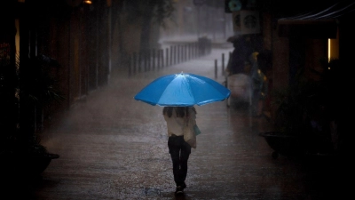 Regenwetter während Kataloniens Nationalfeiertag „Diada” (Foto: Emilio Morenatti/AP/dpa)