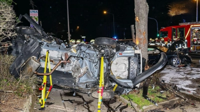 Bei dem Unfall starben zwei unbeteiligte Frauen. (Archivbild) (Foto: Andreas Rometsch/KS-Images.de/dpa)
