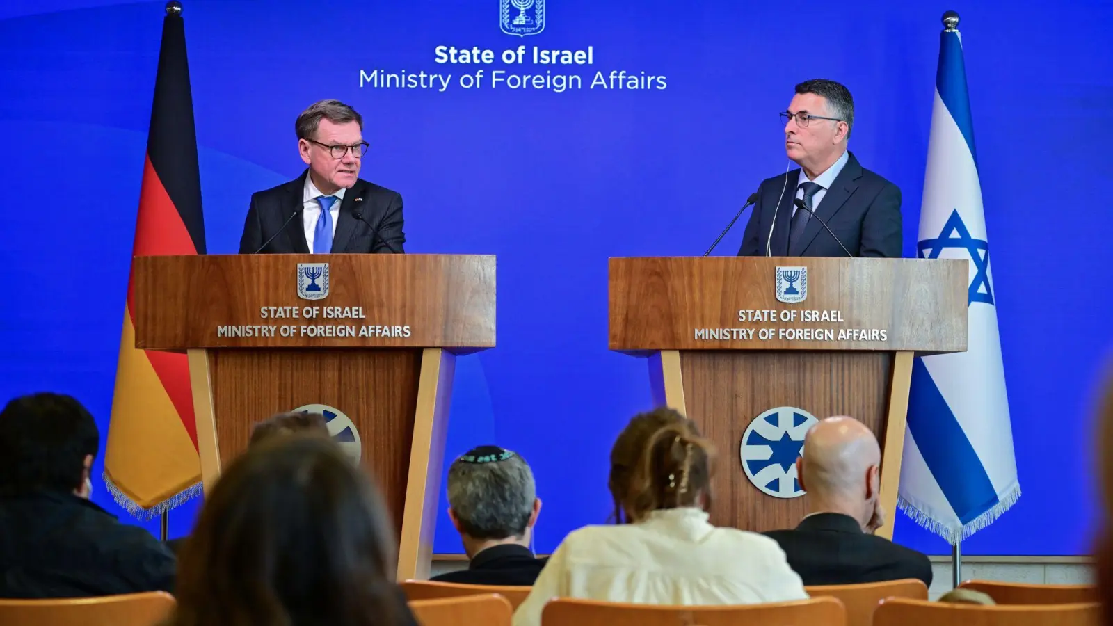 Der Krieg im Iran steht bei dem Treffen im Vordergrund.  (Foto: Sebastian Christoph Gollnow/dpa)