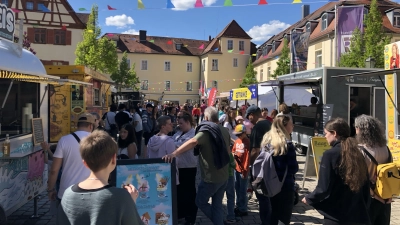 Die volle Reitbahn: Das Streetfood-Festival im vergangenen Jahr war ein Erfolg. (Archivfoto: Florian Pöhlmann)