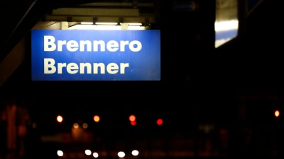 Am Brenner Bahnhof gab es eine Bombendrohung. (Archivbild) (Foto: Matthias Schrader/AP/dpa)