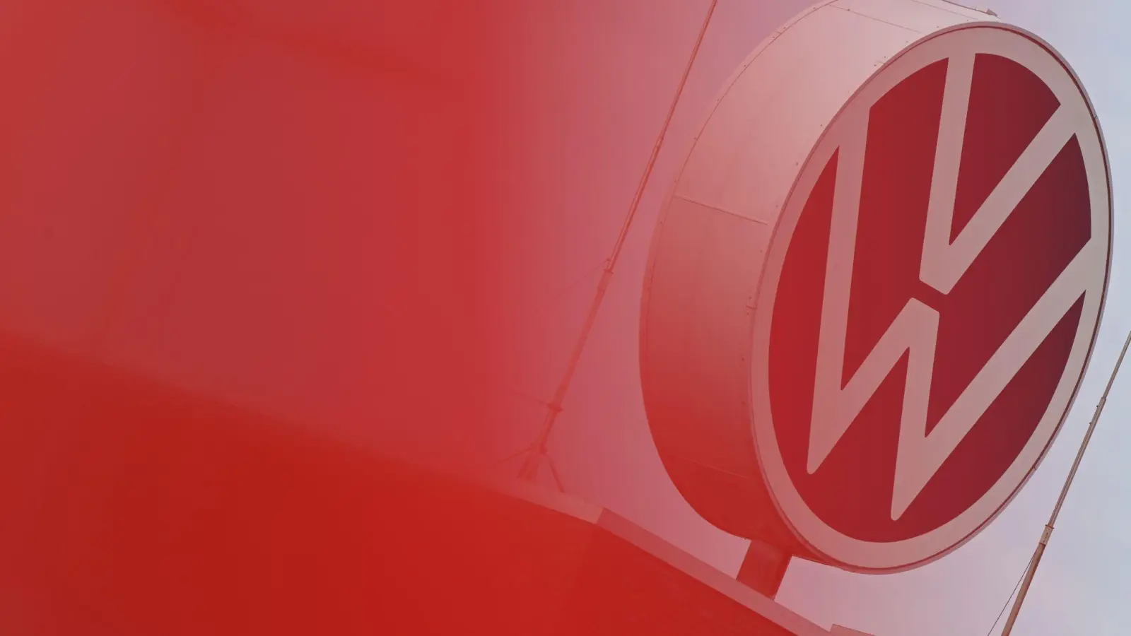 Bei Volkswagen gibt es überraschend eine Einigung über die Sanierungspläne des Vorstands. (Archivbild) (Foto: Lars Penning/dpa)